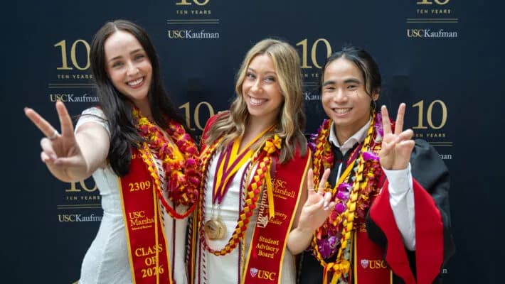 [Article] Kaufman Graduates Receive National and USC Honors